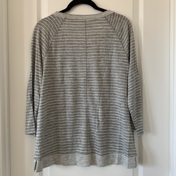 NWT LOFT Gray And White Stripe Crewneck Top - Picture 6 of 11